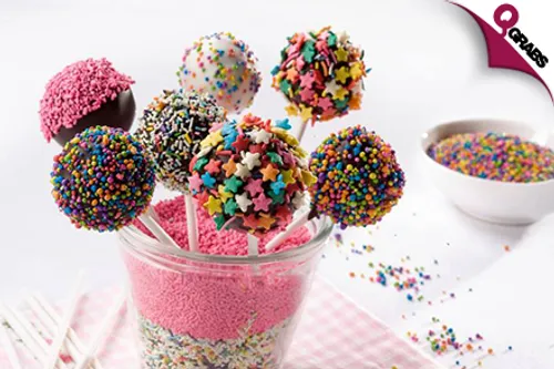 For QR39 Make your Next Party Deliciously Gorgeous with a Creative Cake Pop Decorating Online Course! (QR427 Value)
